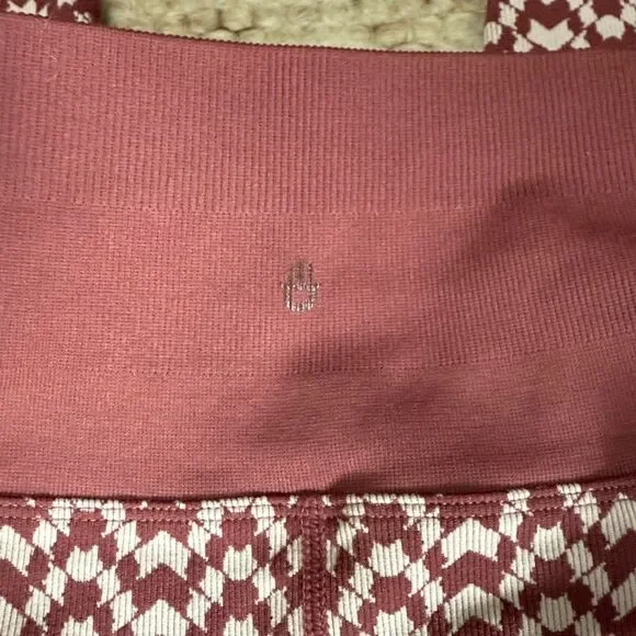 Spiritual Gangster Jacquard Seamless Leggings - Picture 7 of 7